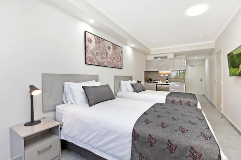Argus Hotel Darwin - Surfers Paradise Gold Coast 12