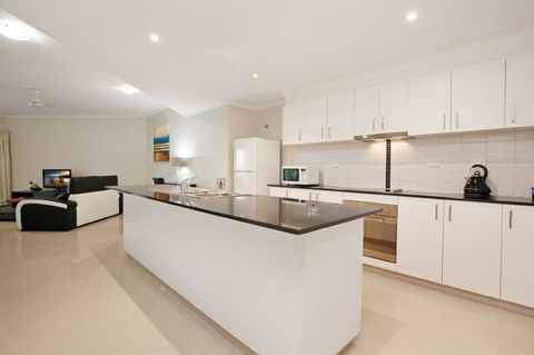 Argus Apartments Darwin - Surfers Paradise Gold Coast 1