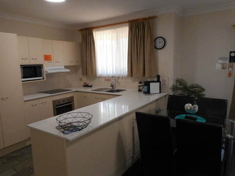 Beaches Serviced Apartments - Surfers Paradise Gold Coast 26