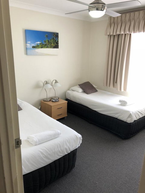 Beaches Serviced Apartments - Surfers Paradise Gold Coast 13