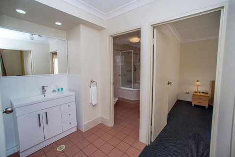 Beaches Serviced Apartments - Surfers Paradise Gold Coast 18