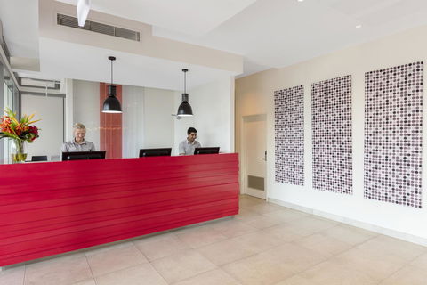 Oaks Darwin Elan Hotel - Surfers Paradise Gold Coast 8