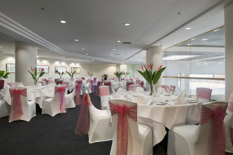 Hilton Darwin - Surfers Paradise Gold Coast 38