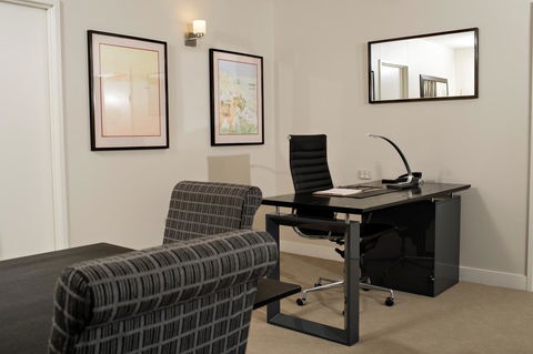 Hilton Darwin - Surfers Paradise Gold Coast 44