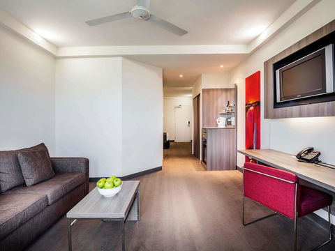 Novotel Darwin CBD - Surfers Paradise Gold Coast 29