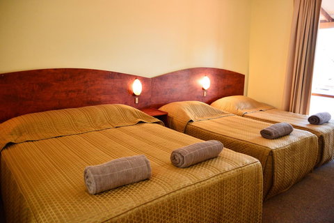 Erldunda Desert Oaks Resort - Surfers Paradise Gold Coast 38