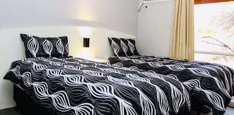 Erldunda Desert Oaks Resort - Surfers Paradise Gold Coast 2