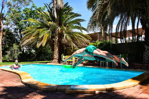 Erldunda Desert Oaks Resort - Surfers Paradise Gold Coast 15