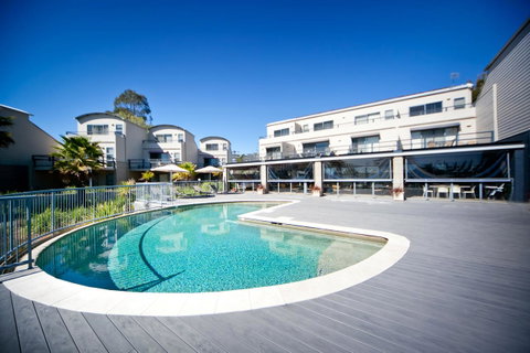 Corrigans Cove - Surfers Paradise Gold Coast 0