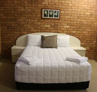 Golden Sands Motor Inn - Surfers Paradise Gold Coast