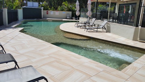 Nelson Bay Breeze - Surfers Paradise Gold Coast 4