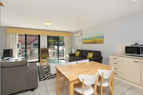 Nelson Bay Breeze - Surfers Paradise Gold Coast 19