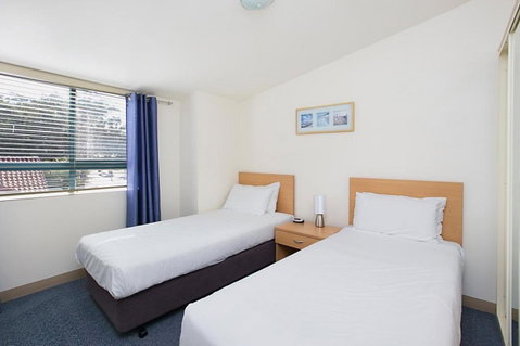 Nelson Bay Breeze - Surfers Paradise Gold Coast 16