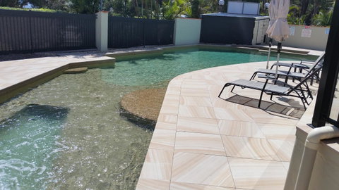 Nelson Bay Breeze - Surfers Paradise Gold Coast 3