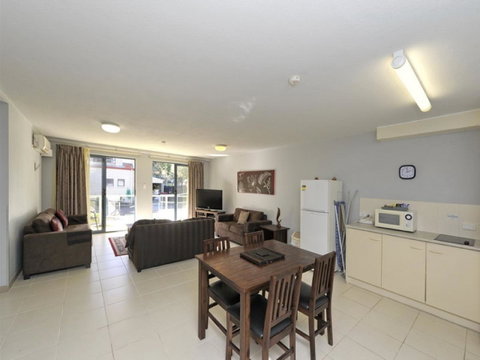Nelson Bay Breeze - Surfers Paradise Gold Coast 8