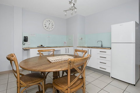 Nelson Bay Breeze - Surfers Paradise Gold Coast 13