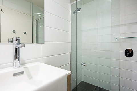 Mantra MacArthur Hotel - Surfers Paradise Gold Coast 18