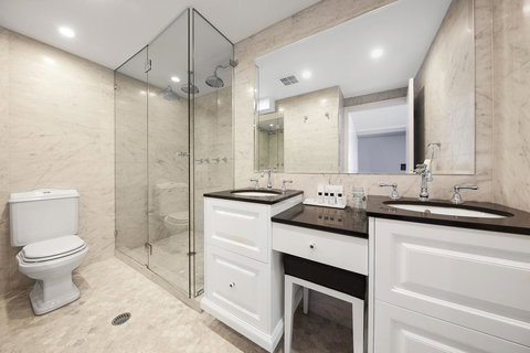 Canberra Rex Hotel - Surfers Paradise Gold Coast 29