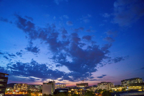 Highgate Executive Apartment City Walk Canberra - Surfers Paradise Gold Coast 2