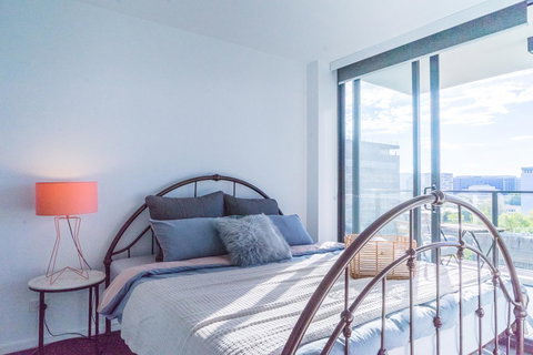 Highgate Executive Apartment City Walk Canberra - Surfers Paradise Gold Coast 8