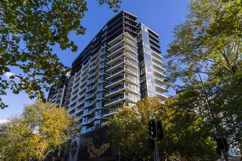 Highgate Executive Apartment City Walk Canberra - Surfers Paradise Gold Coast 33