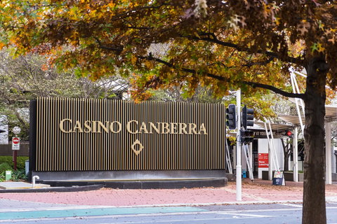 Highgate Executive Apartment City Walk Canberra - Surfers Paradise Gold Coast 41