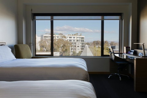 Crowne Plaza Canberra, An IHG Hotel - Surfers Paradise Gold Coast 18