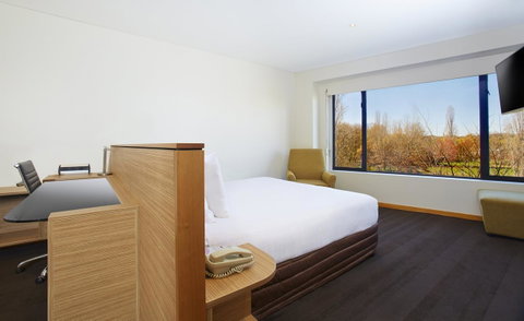 Crowne Plaza Canberra, An IHG Hotel - Surfers Paradise Gold Coast 41
