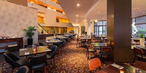 Crowne Plaza Canberra, An IHG Hotel - Surfers Paradise Gold Coast 4