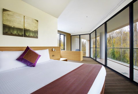 Crowne Plaza Canberra, An IHG Hotel - Surfers Paradise Gold Coast 43