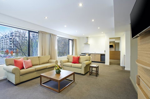 Crowne Plaza Canberra, An IHG Hotel - Surfers Paradise Gold Coast 11