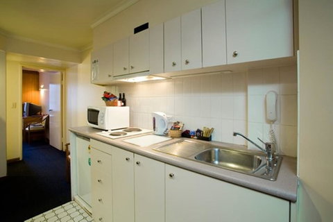 Madison Capital Executive Apartments - Surfers Paradise Gold Coast 5