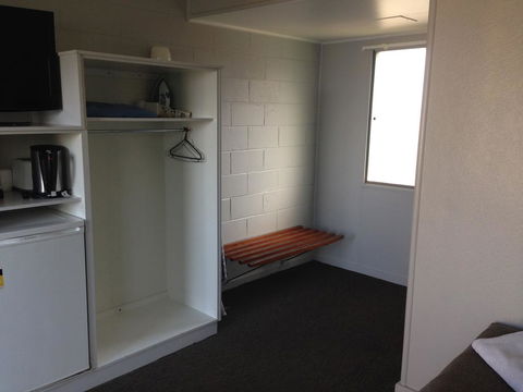 Boomerang Hotel - Surfers Paradise Gold Coast 2