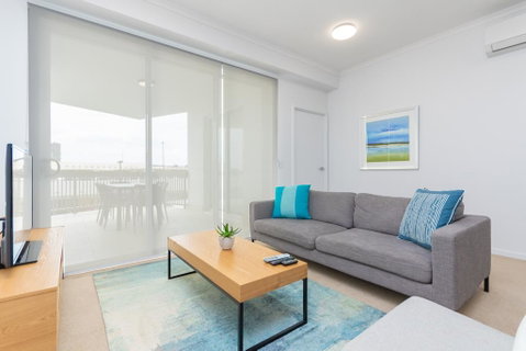 Boulevard North Lakes - Surfers Paradise Gold Coast 1