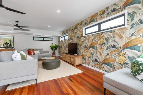 Boutique Villa On Boomerang - Surfers Paradise Gold Coast 1