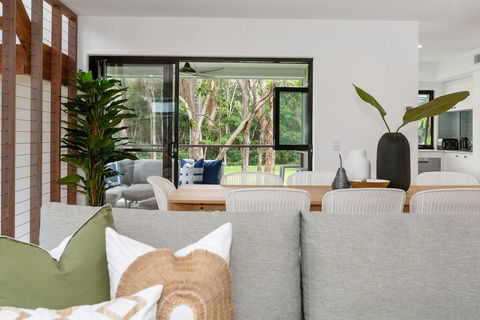 Boutique Villa On Boomerang - Surfers Paradise Gold Coast 3