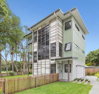 Boutique Villa on Boomerang - Surfers Paradise Gold Coast