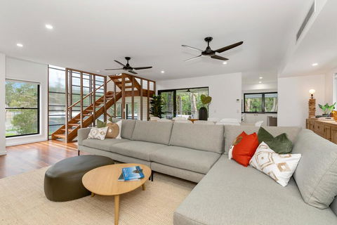 Boutique Villa On Boomerang - Surfers Paradise Gold Coast 2