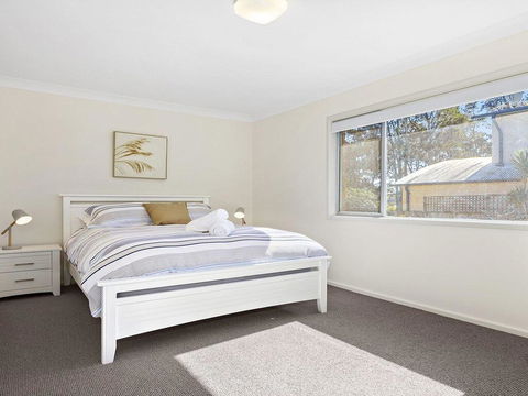 Braeside - Waterfront, Fireplace - Surfers Paradise Gold Coast 1