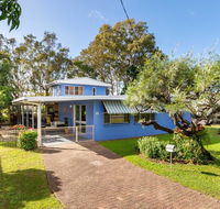 Bribie Beach House Waterfront directly across the road - Solander Esp Banksia Beach - Surfers Paradise Gold Coast