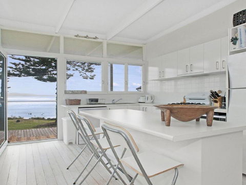 By The Sea - SPECIAL OFFER 3 FOR 2 - Surfers Paradise Gold Coast 1