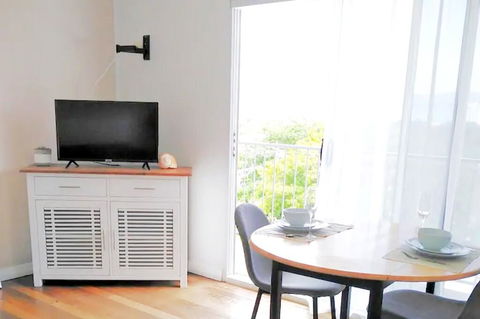 Cabin In The Sky Glorious Views To Magnetic Island - Surfers Paradise Gold Coast 1