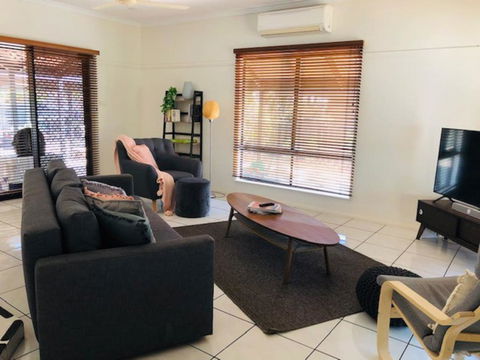 Cable Beach Retreat - Surfers Paradise Gold Coast 3