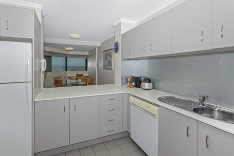 Cairns Oceanview At 181 The Esplanade (29) - Surfers Paradise Gold Coast 1