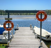 Calm Waters Waterfront Cottages - Surfers Paradise Gold Coast
