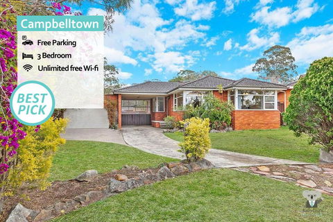CAMPBELLTOWN HOLIDAY HOME 3 BED + FREE PARKING NCA039 - Surfers Paradise Gold Coast 0
