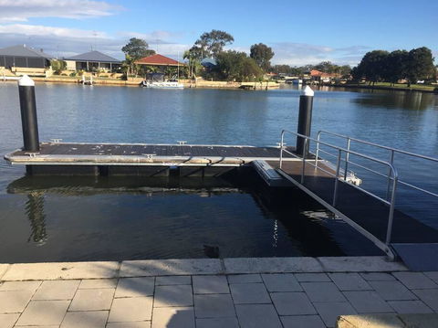 Canal Elegance In Yunderup - Surfers Paradise Gold Coast 2