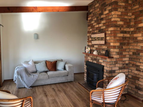 Canberra Cres 42 Burrill Lake - Surfers Paradise Gold Coast 2
