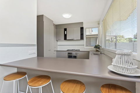 CAPEL'S REST - CAPEL SOUND - Surfers Paradise Gold Coast 1