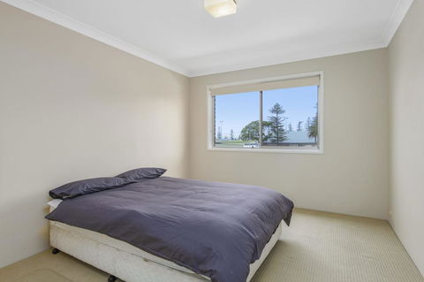 Capri Unit 9, 6 Gordon Street - Surfers Paradise Gold Coast 2